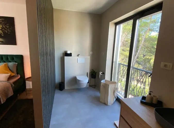公寓 Adria Mit Traumhaften Blick Auf 鲁巴达