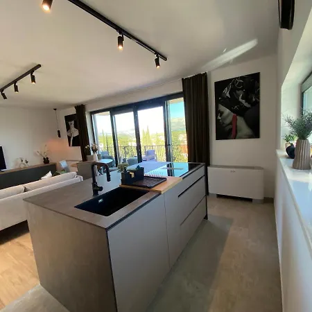 Adria Mit Traumhaften Blick Auf * Lumbarda